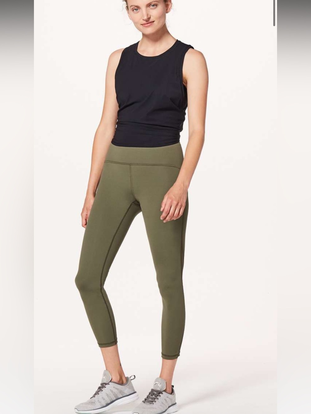 140. Lululemon Train Times 7/8 Pant *25"
Sage 10